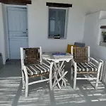 Palio Karnagio παλιό καρνάγιο Apartment