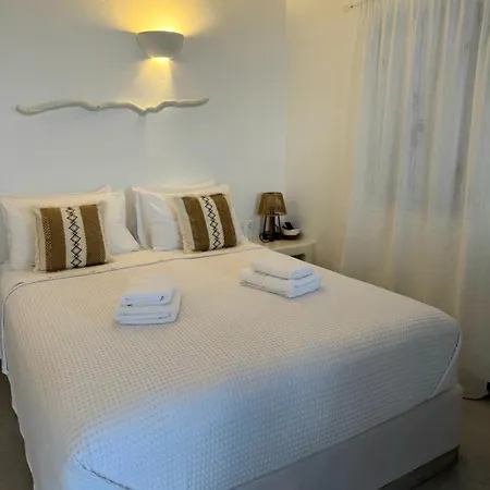 Palio Karnagio παλιό καρνάγιο Apartman Koufonisia