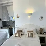 Palio Karnagio παλιό καρνάγιο
