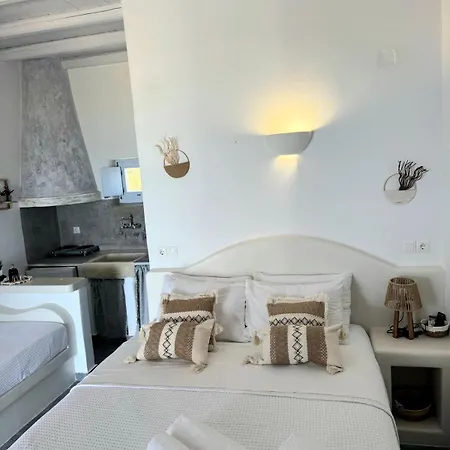 Palio Karnagio παλιό καρνάγιο